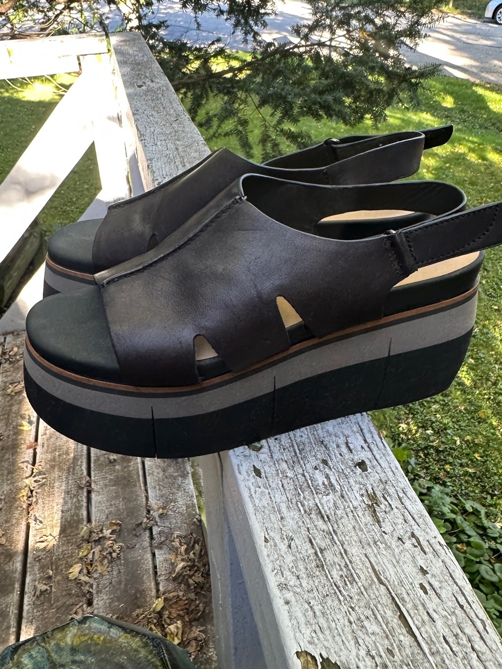 Naked Feet Black Leather Cross‑Strap Sandals
